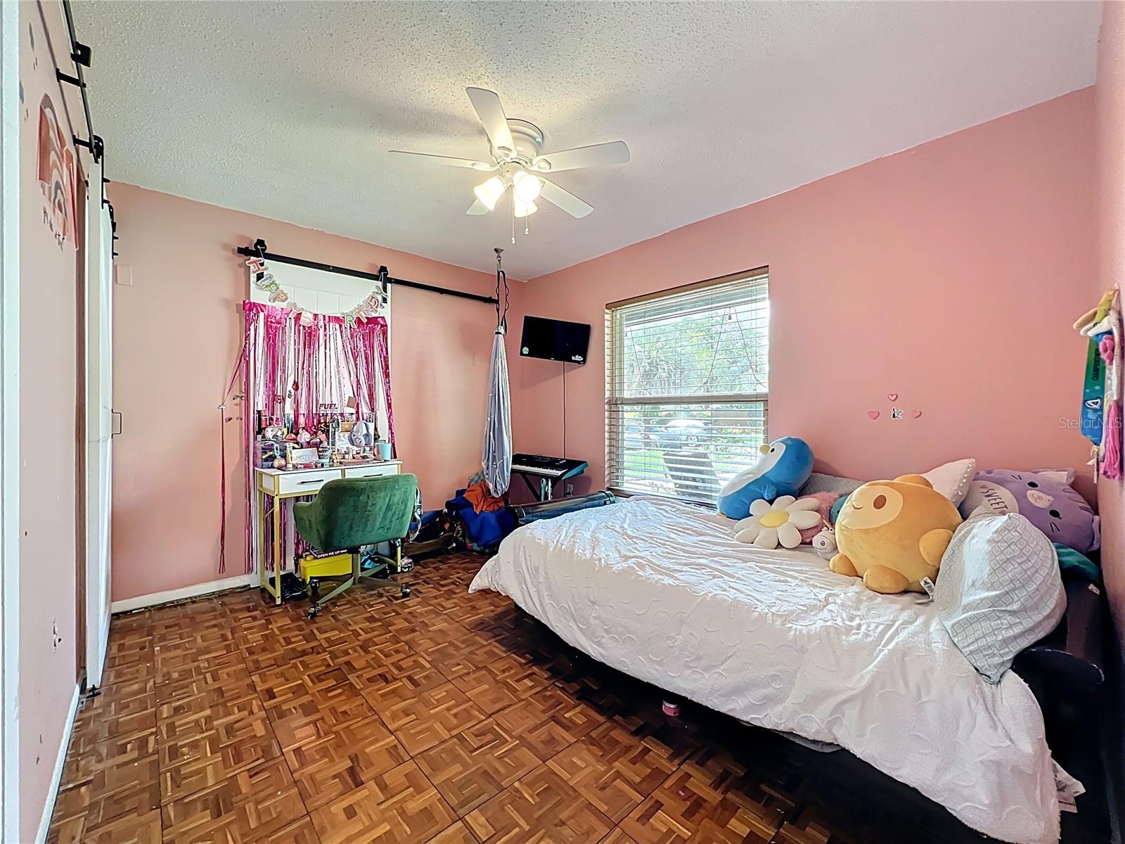 1098 Henry Balch Dr Property Photo 31