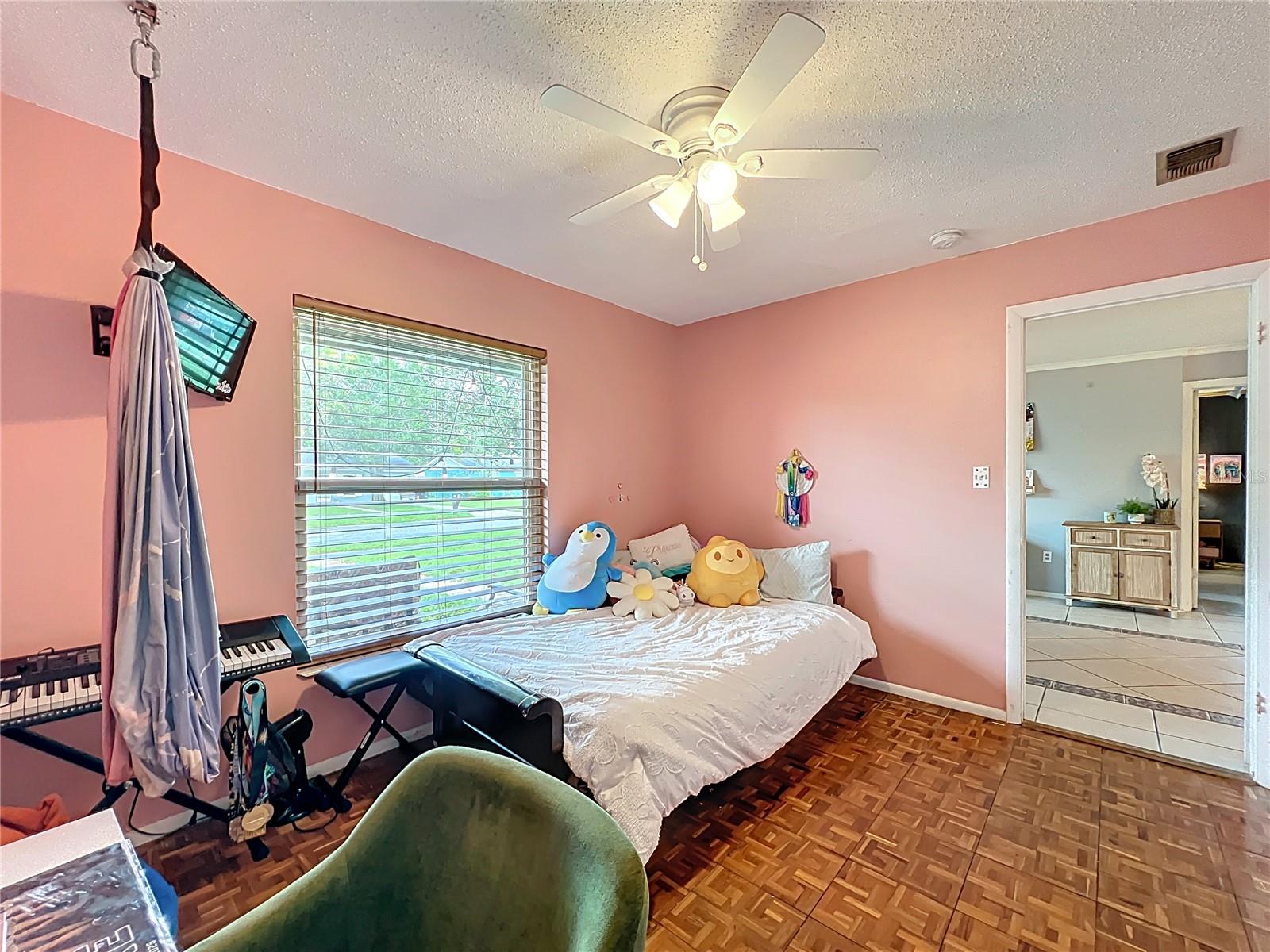 1098 Henry Balch Dr Property Photo 32