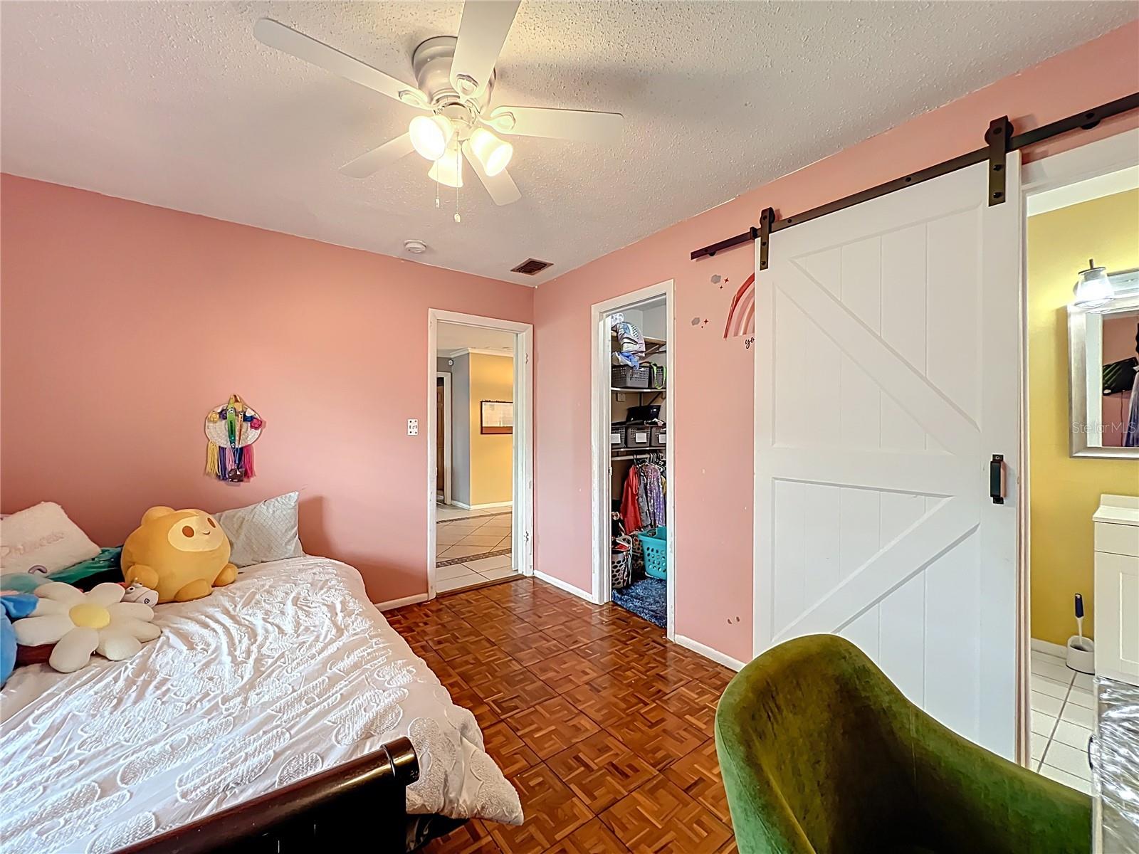 1098 Henry Balch Dr Property Photo 33