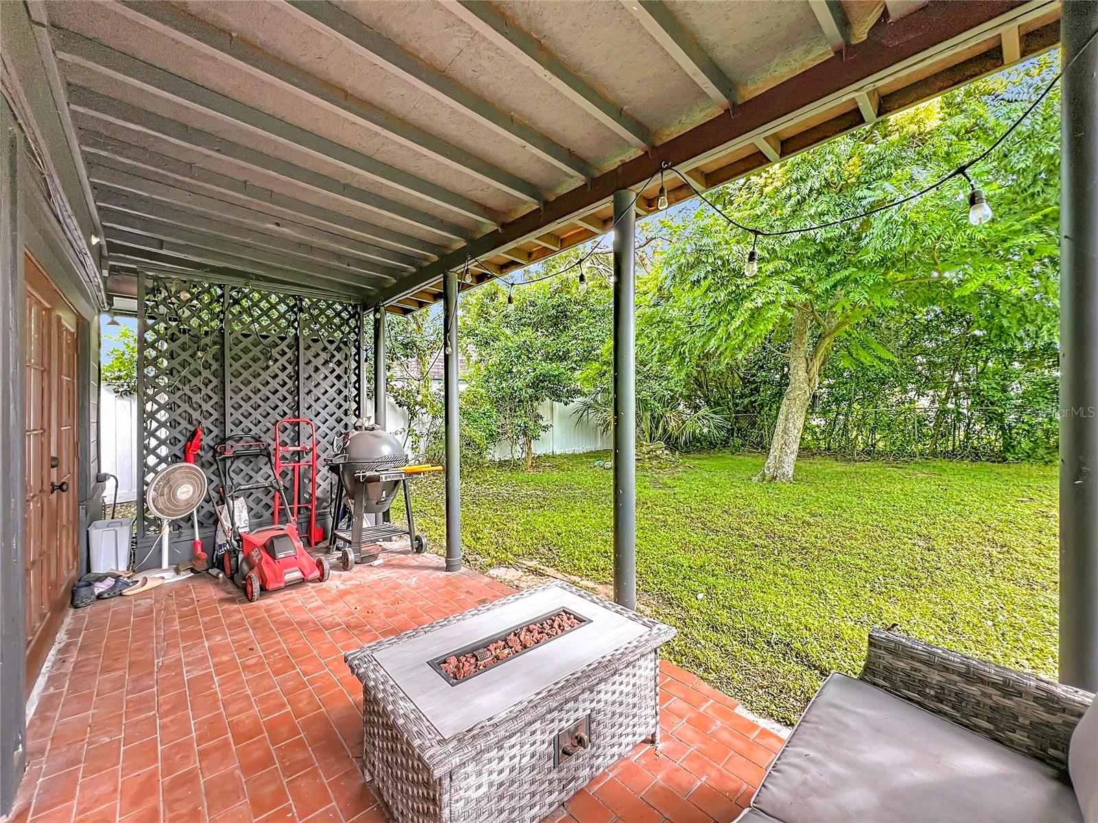 1098 Henry Balch Dr Property Photo 48