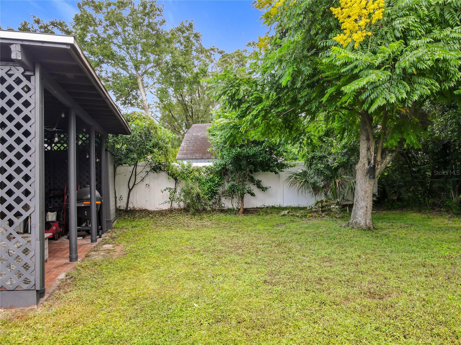 1098 Henry Balch Dr Property Photo 51
