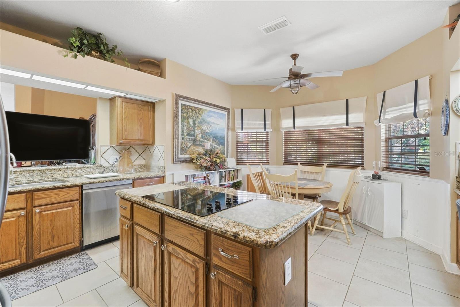 4870 Watervista Dr Property Photo 12