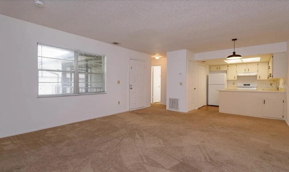68 Windtree Ln #201 Property Photo 10