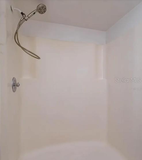 68 Windtree Ln #201 Property Photo 19