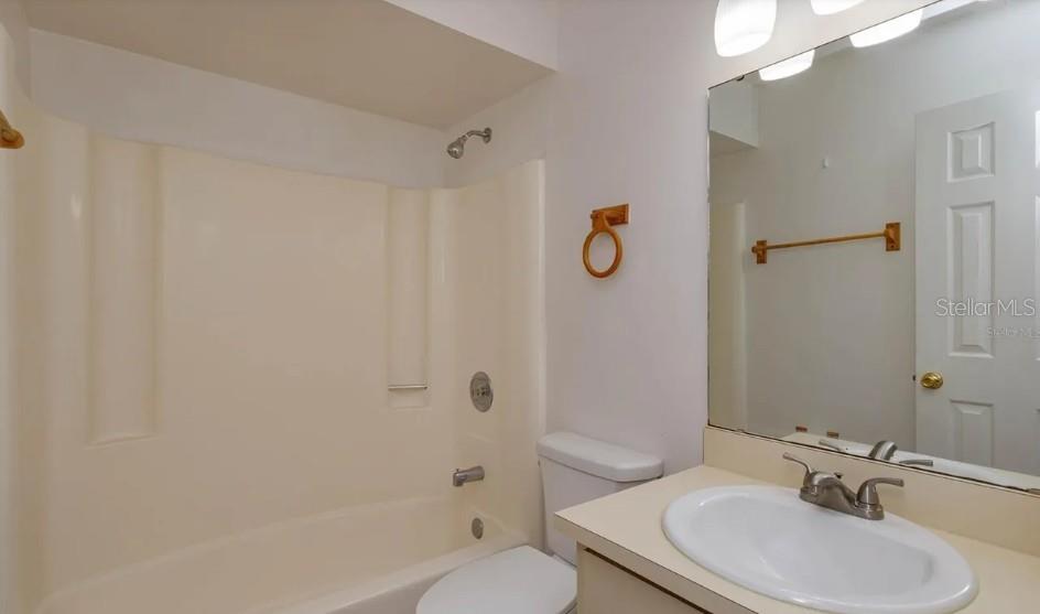 68 Windtree Ln #201 Property Photo 22