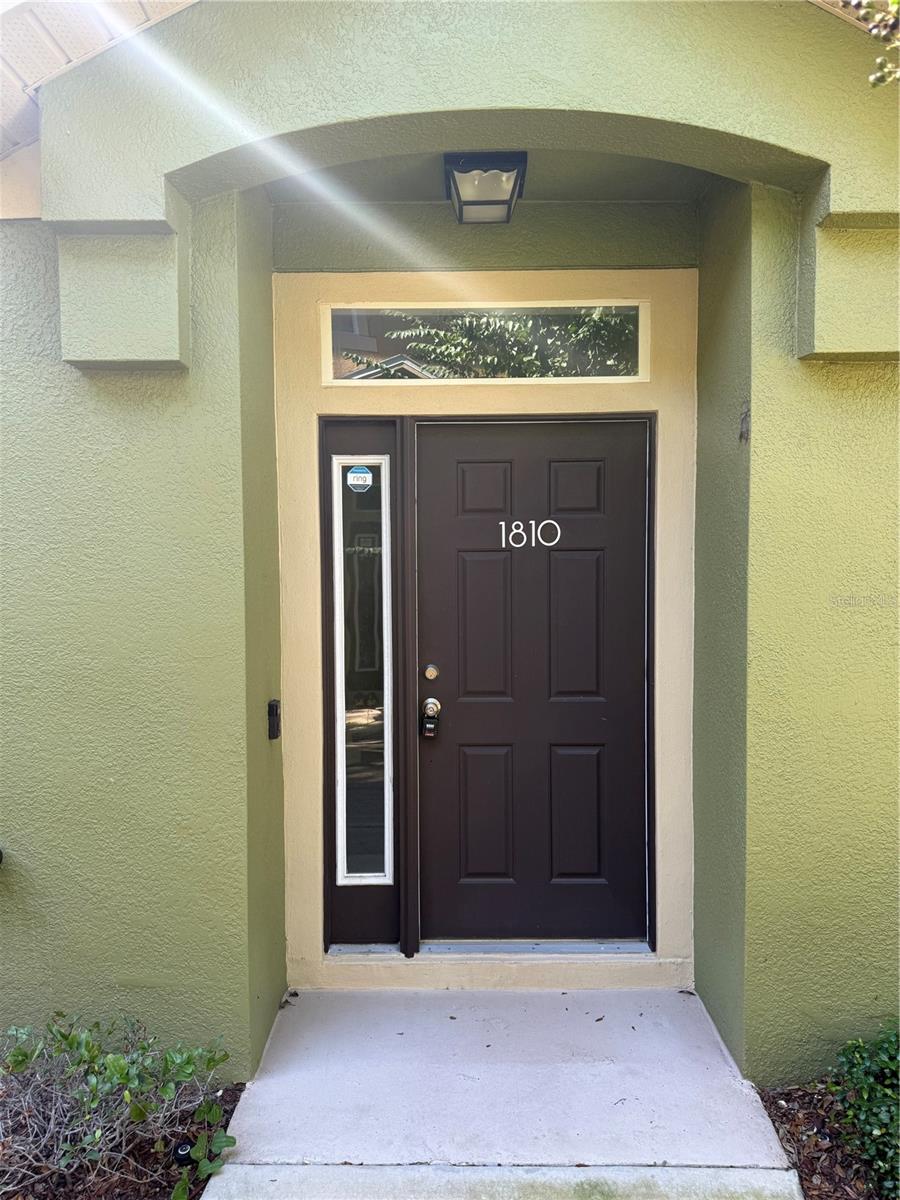 1810 Pine Oak Trl Property Photo 3