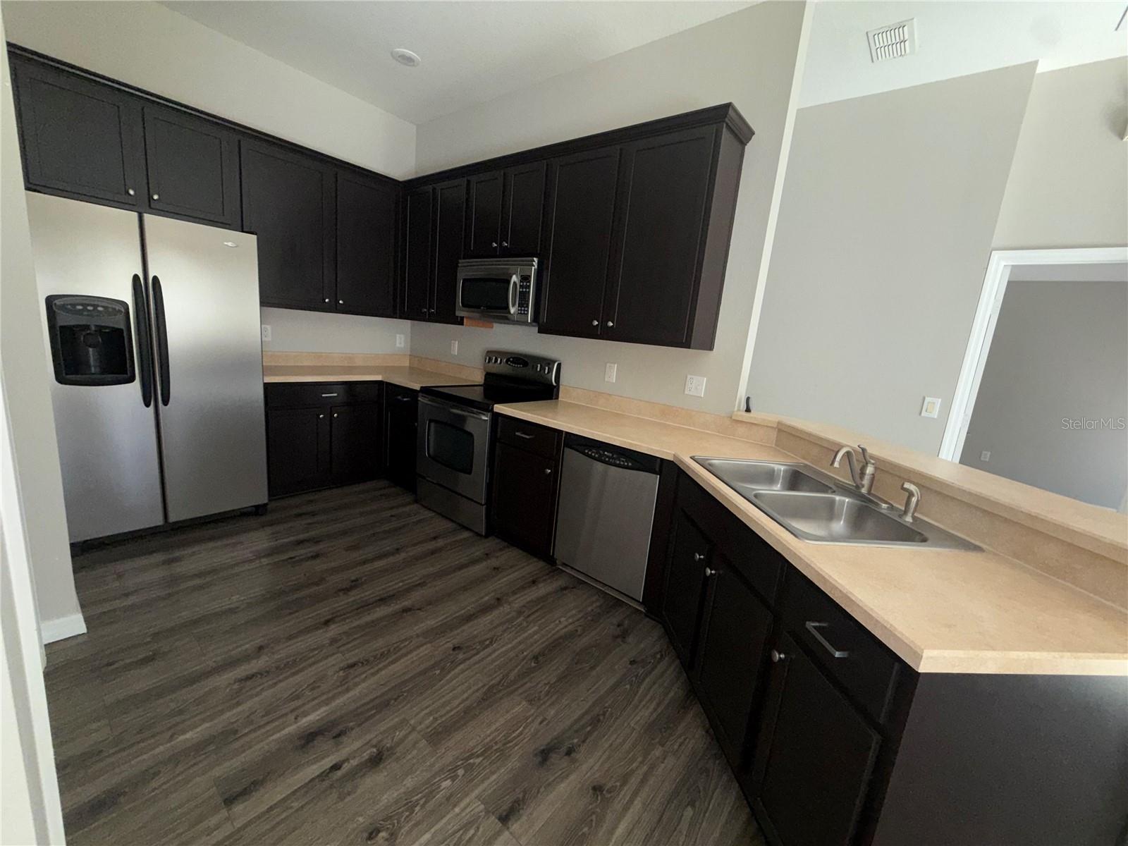 1810 Pine Oak Trl Property Photo 20