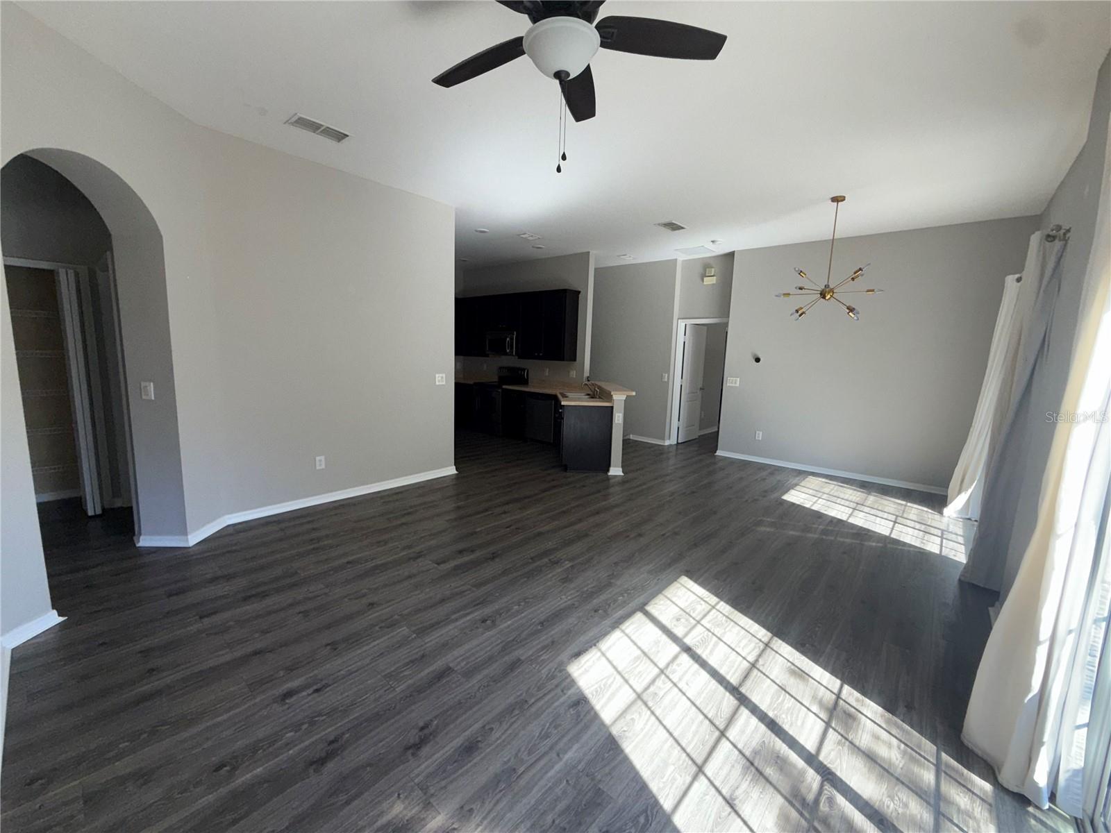 1810 Pine Oak Trl Property Photo 23