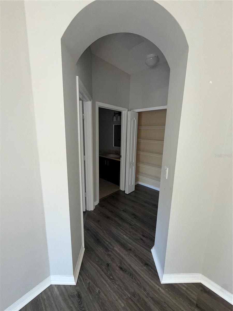 1810 Pine Oak Trl Property Photo 24