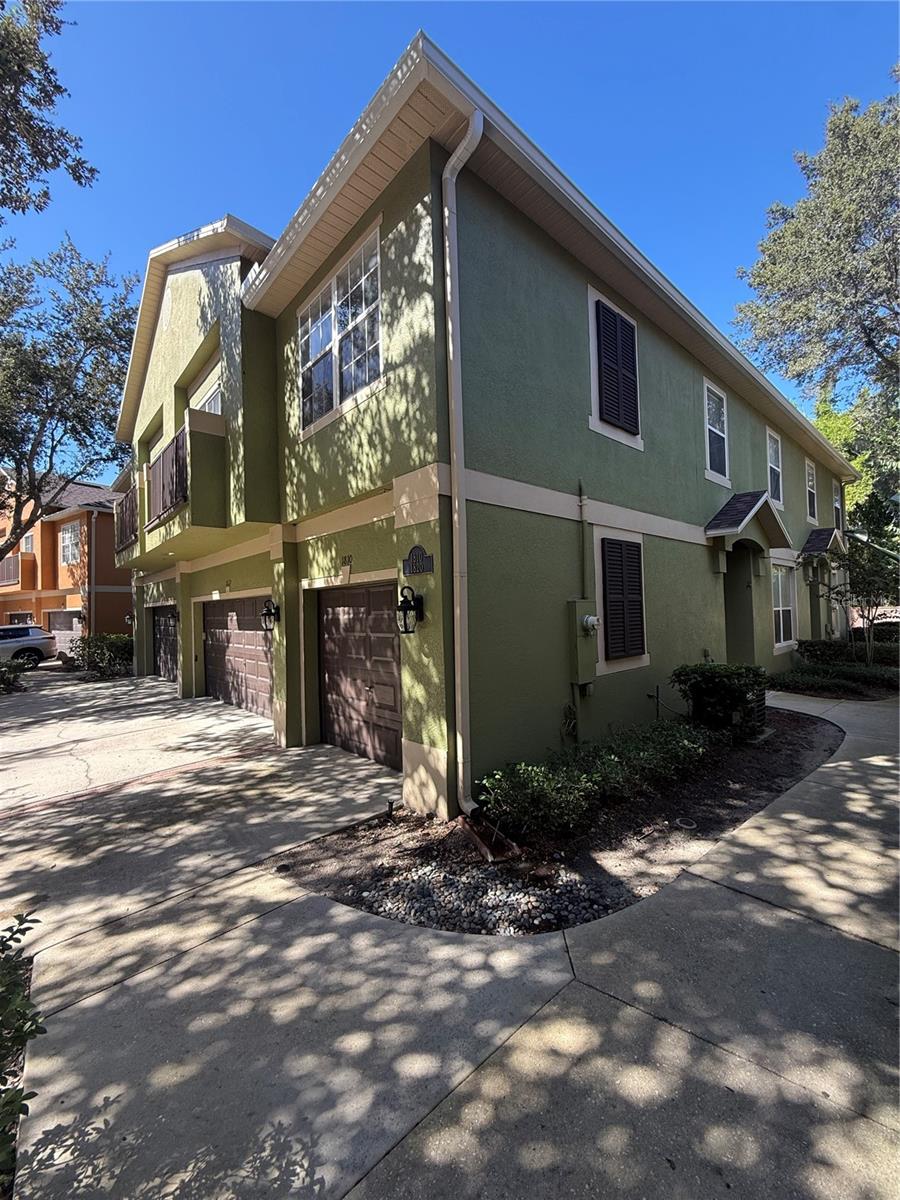 1810 Pine Oak Trl Property Photo 39
