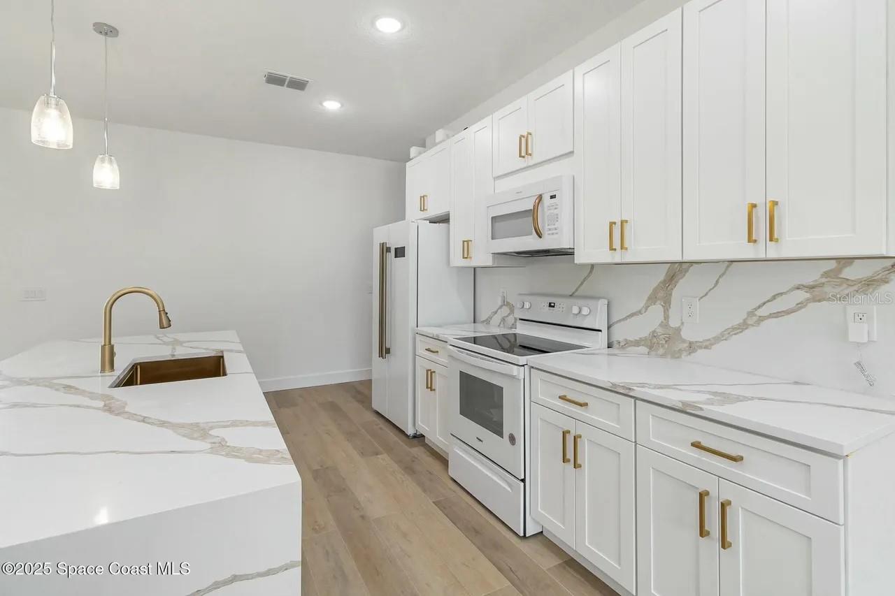 435 Goldsmith Ave Nw Property Photo 4