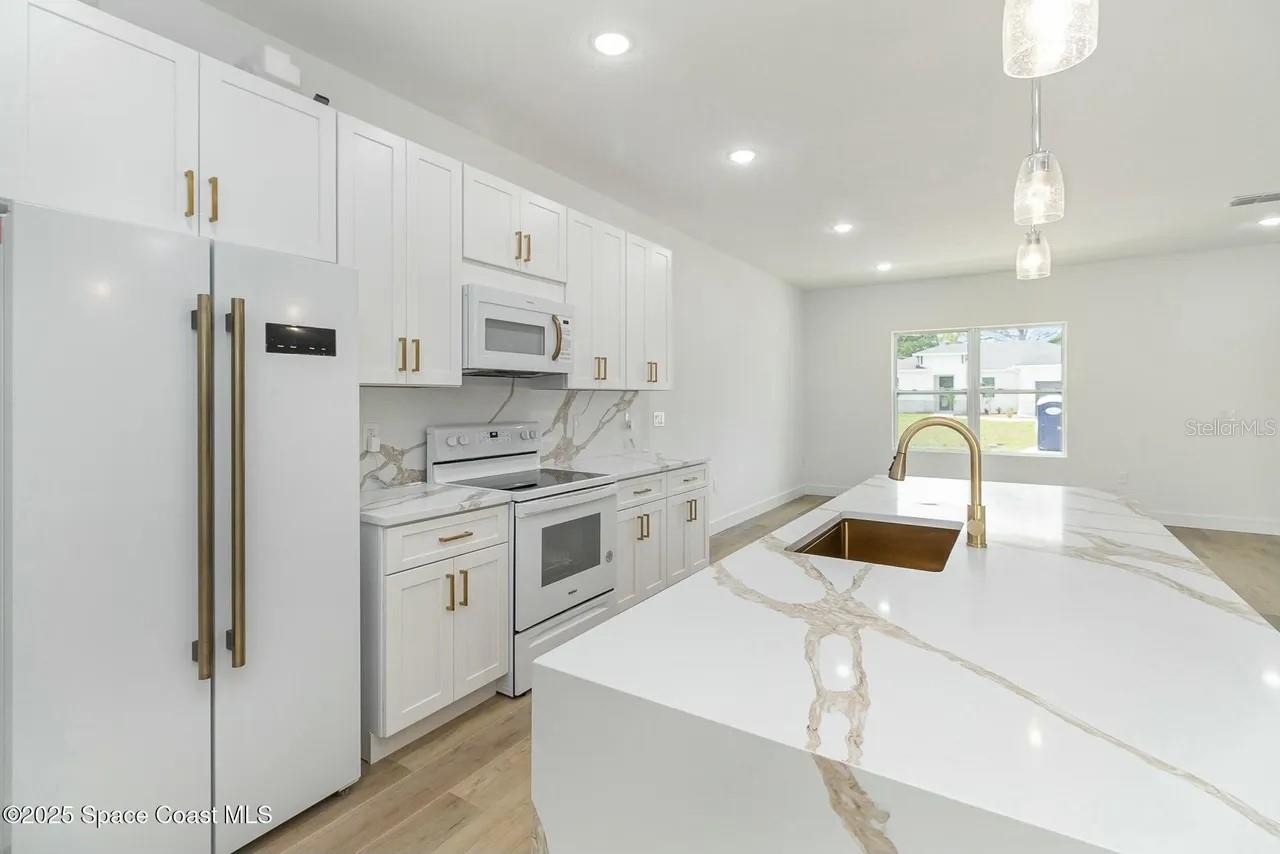 435 Goldsmith Ave Nw Property Photo 5