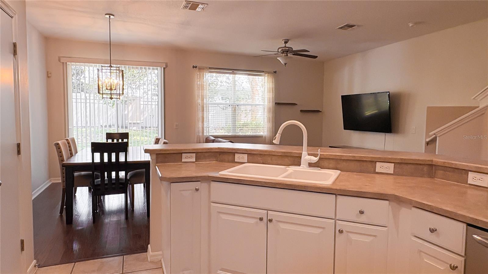 2009 Beachberry Ln Property Photo 7