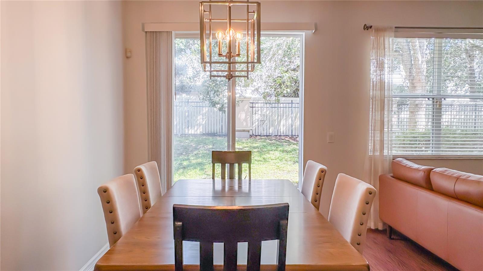 2009 Beachberry Ln Property Photo 8