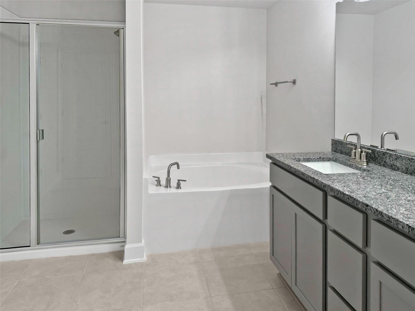 4026 Sagefield Dr Property Photo 8
