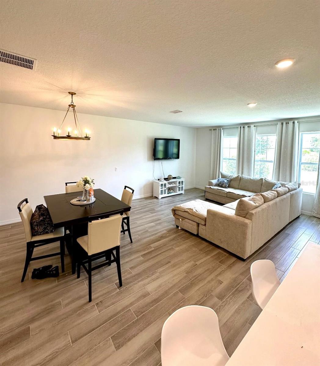 821 Benoi Dr, Property Photo 6