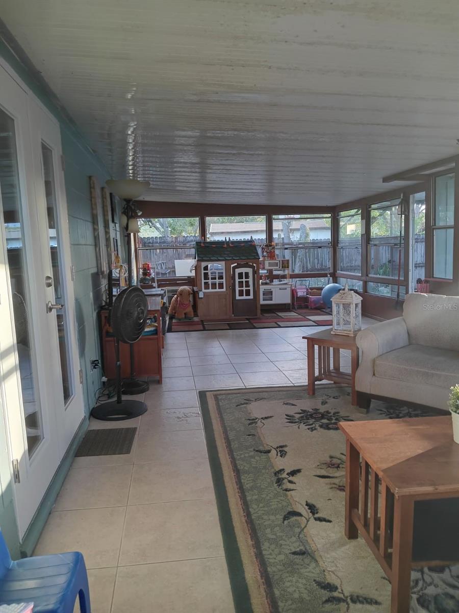 10700 Gardenwood Rd Property Photo 17