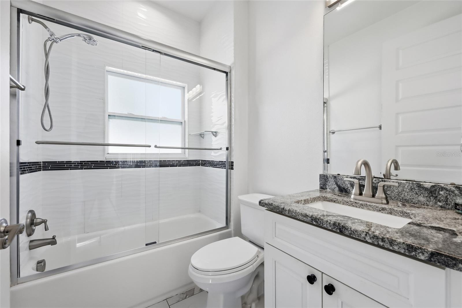 352 Radisson Pl Property Photo 39