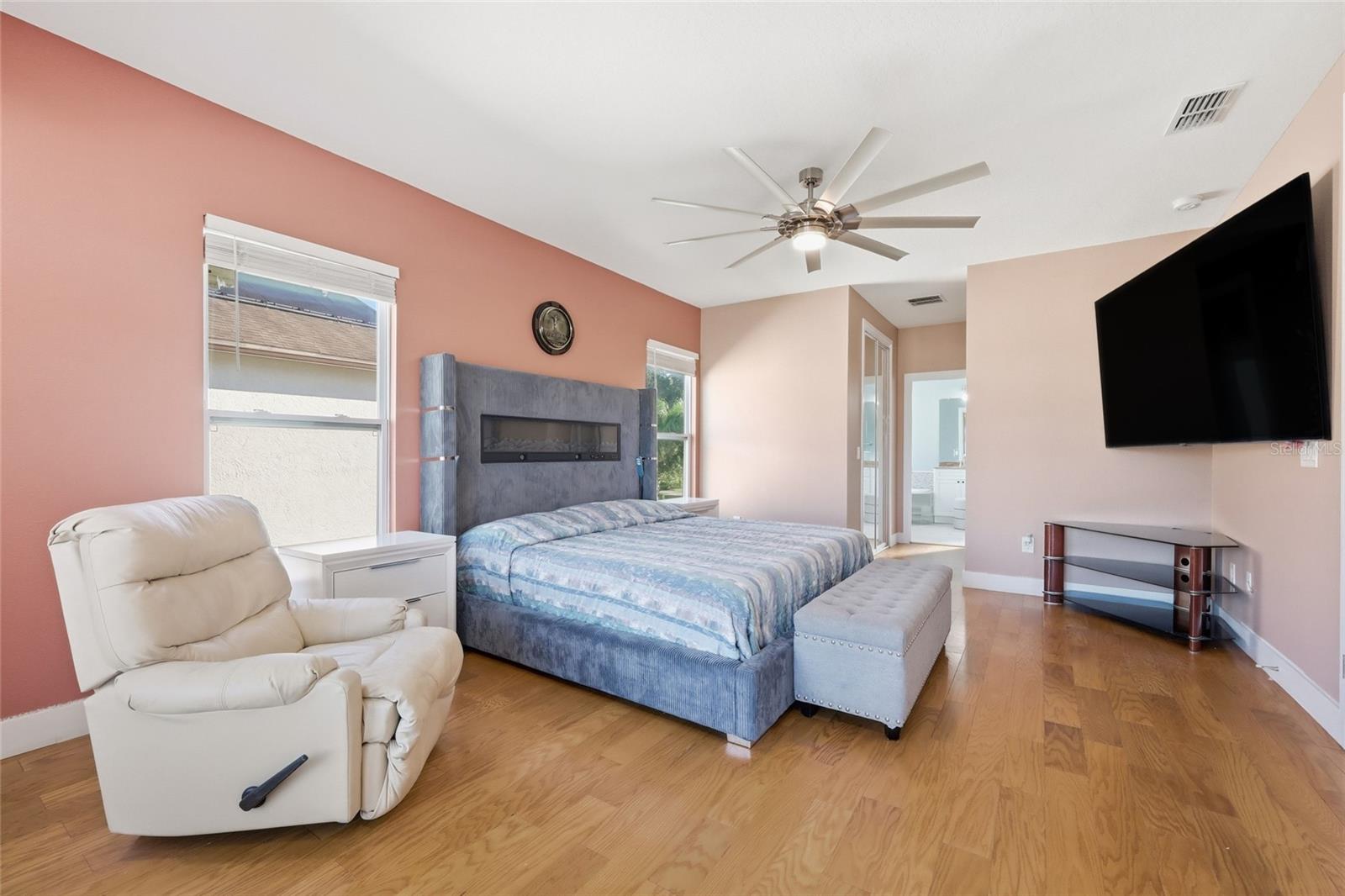 352 Radisson Pl Property Photo 43