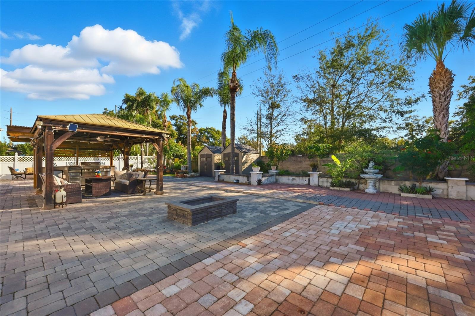 352 Radisson Pl Property Photo 65