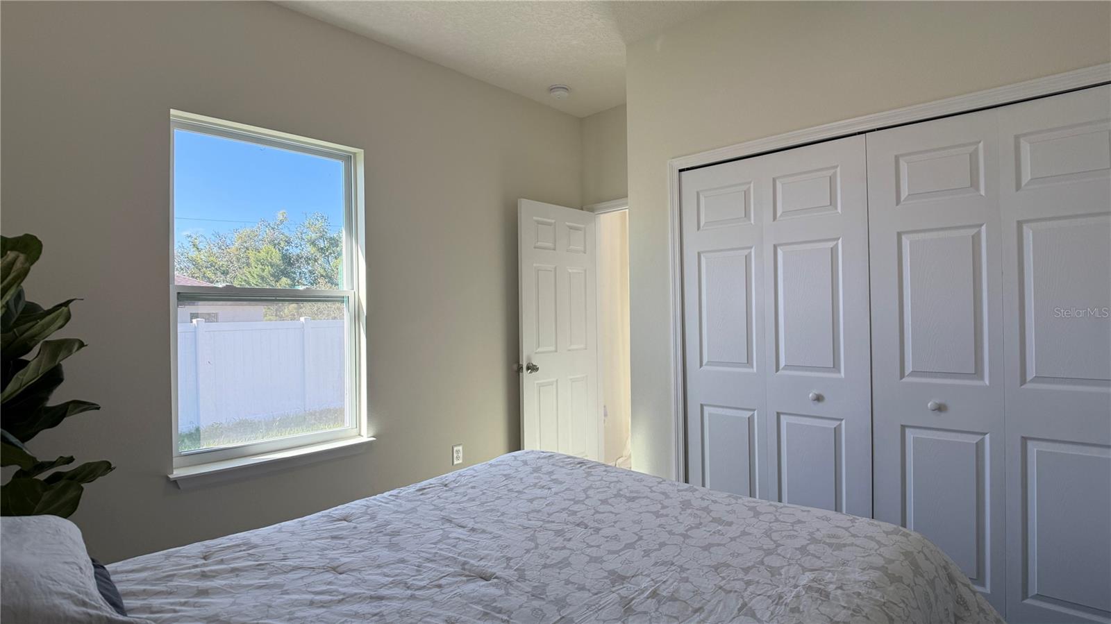 2129 Hibiscus Pl Property Photo 20
