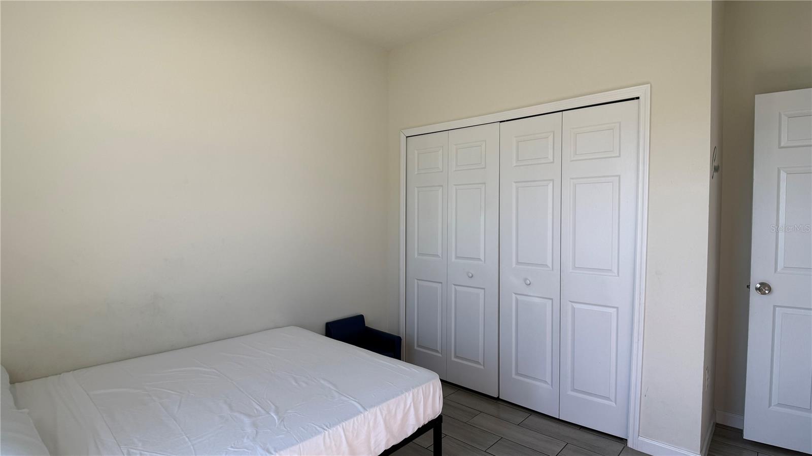 2129 Hibiscus Pl Property Photo 24