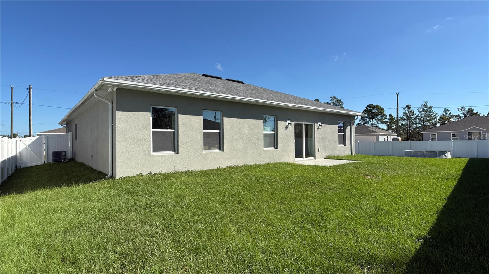2129 Hibiscus Pl Property Photo 31
