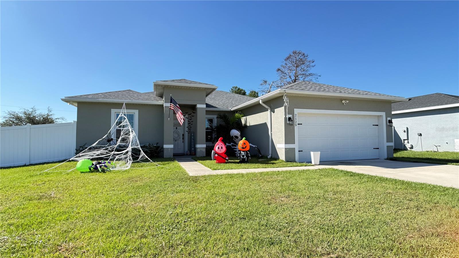 2129 Hibiscus Pl Property Photo 32