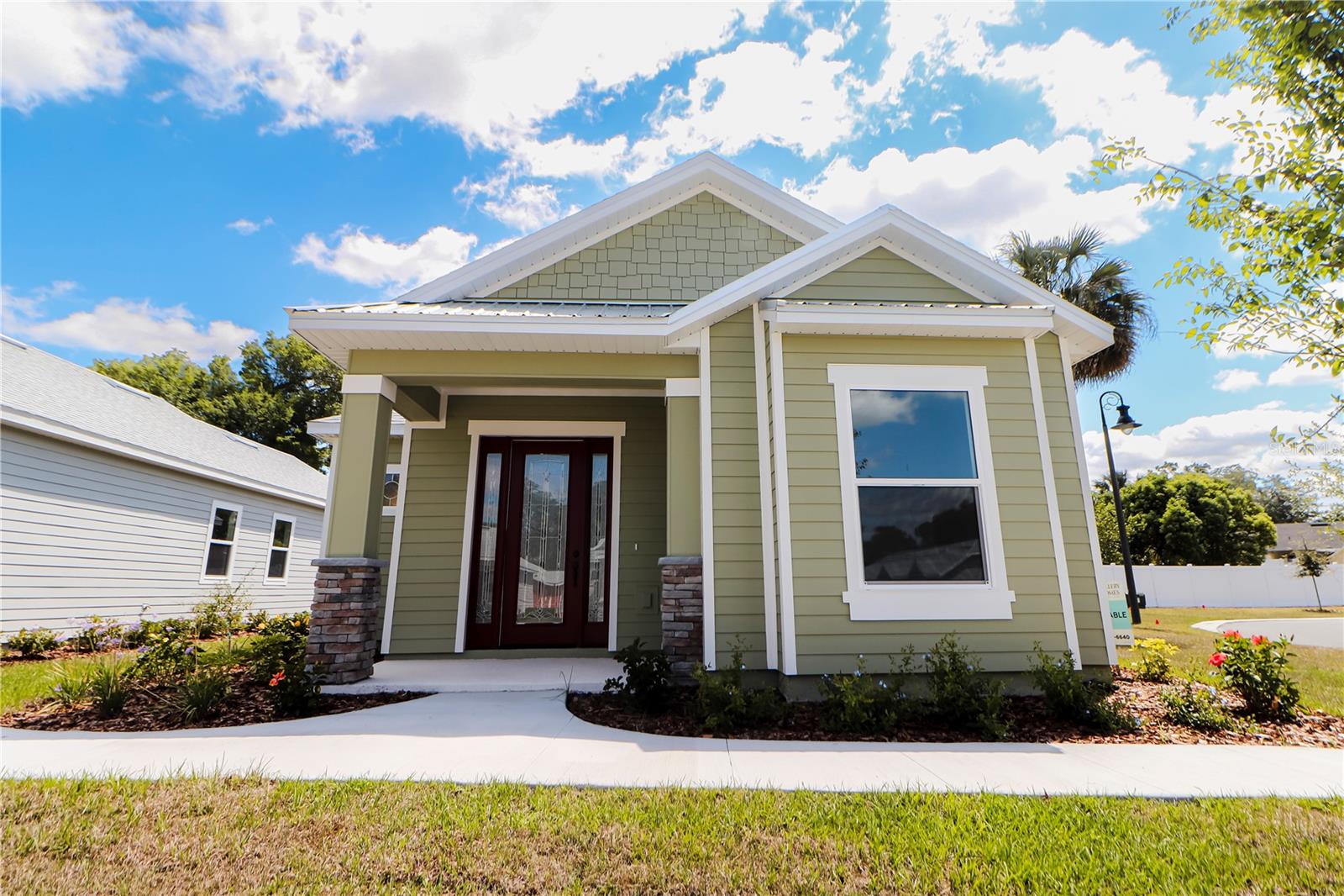 927 Azalea Walk Cir Property Photo 1