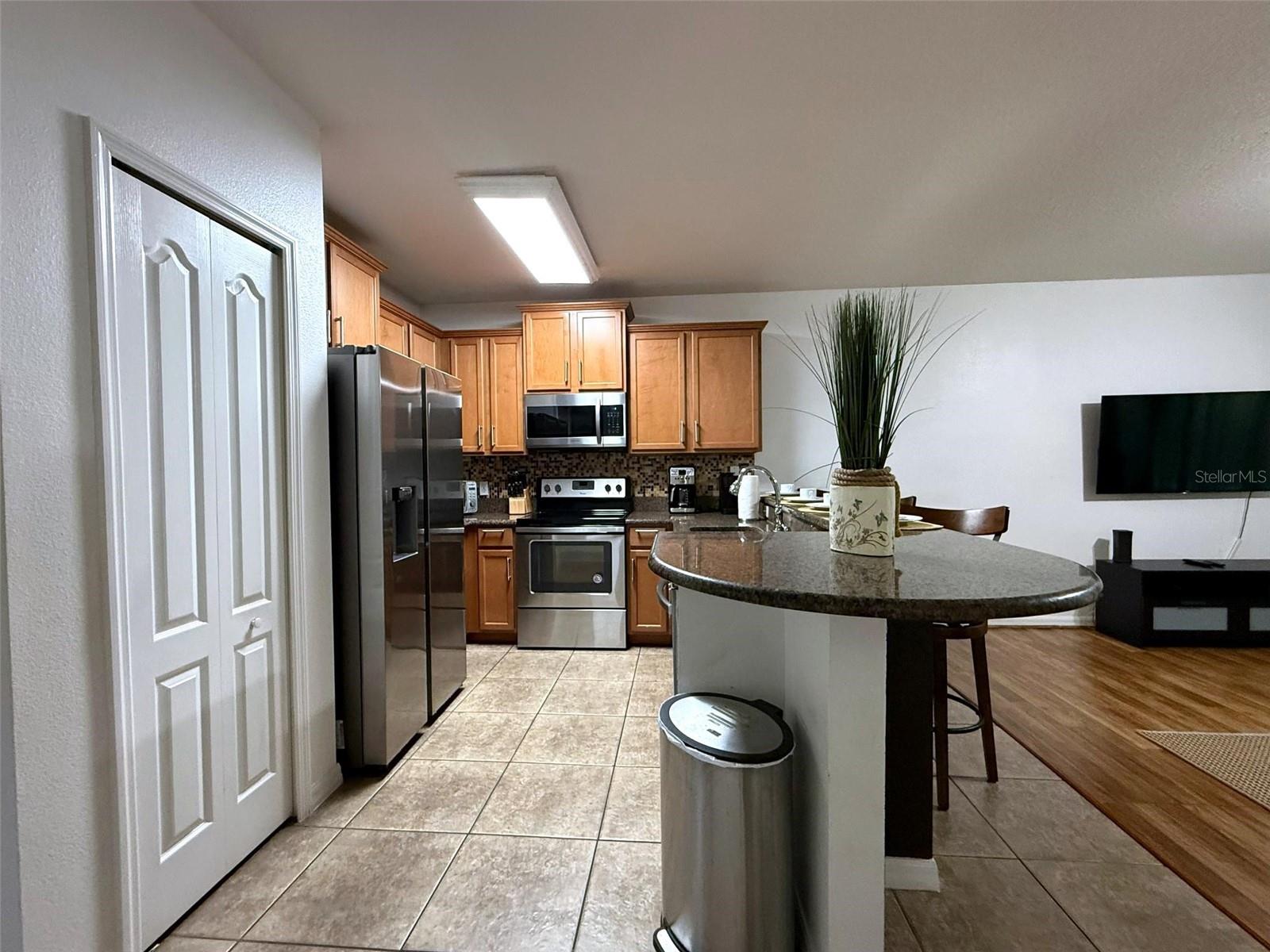 1056 Cypress Pointe Blvd Property Photo 4