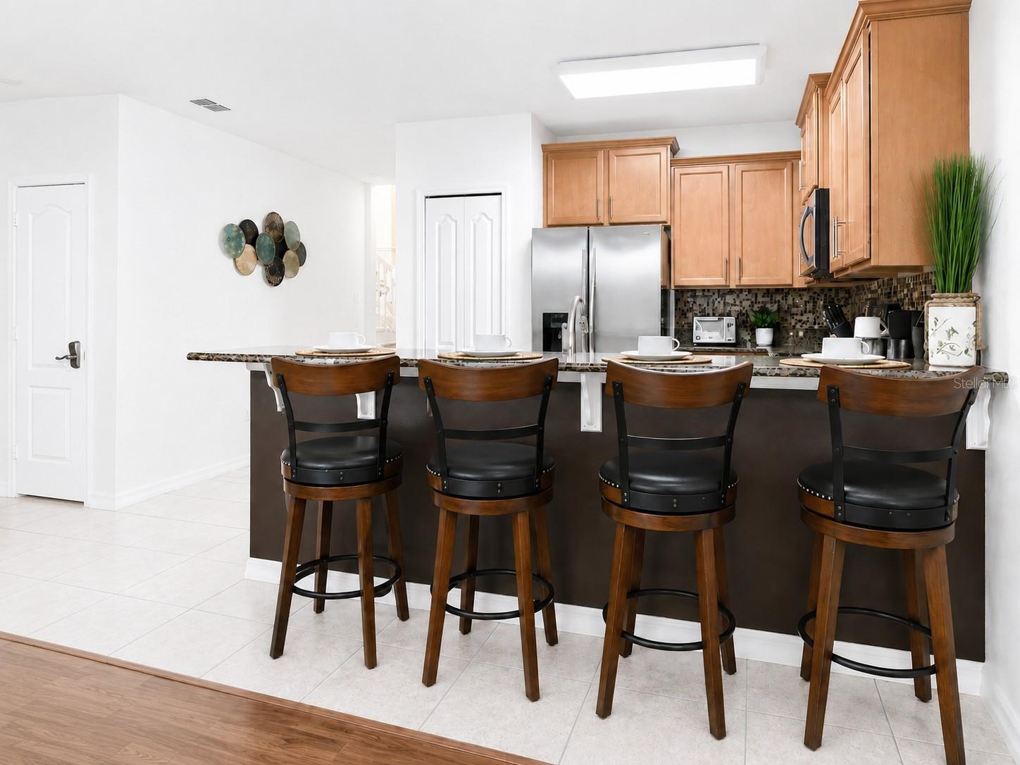 1056 Cypress Pointe Blvd Property Photo 6