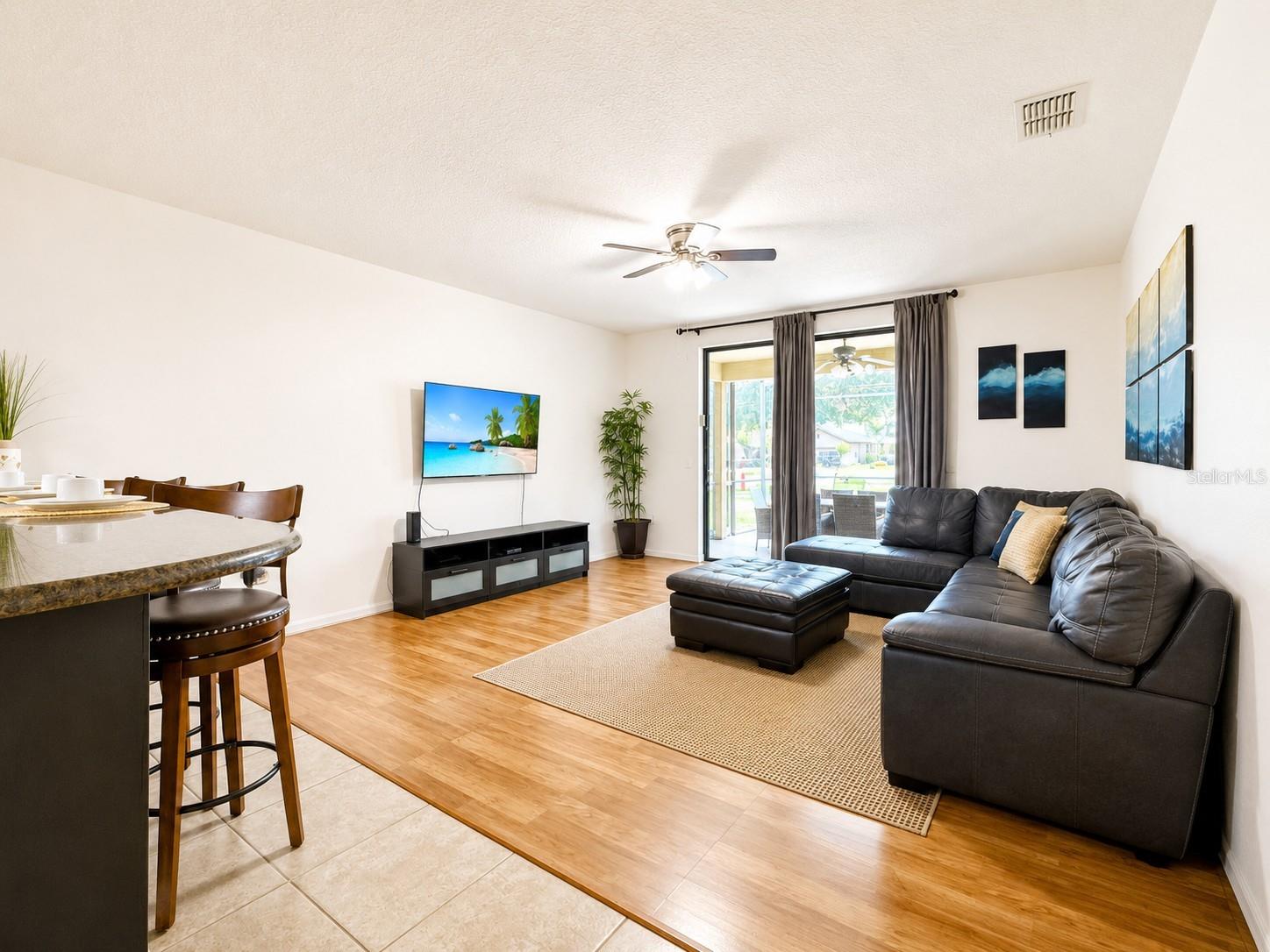 1056 Cypress Pointe Blvd Property Photo 7