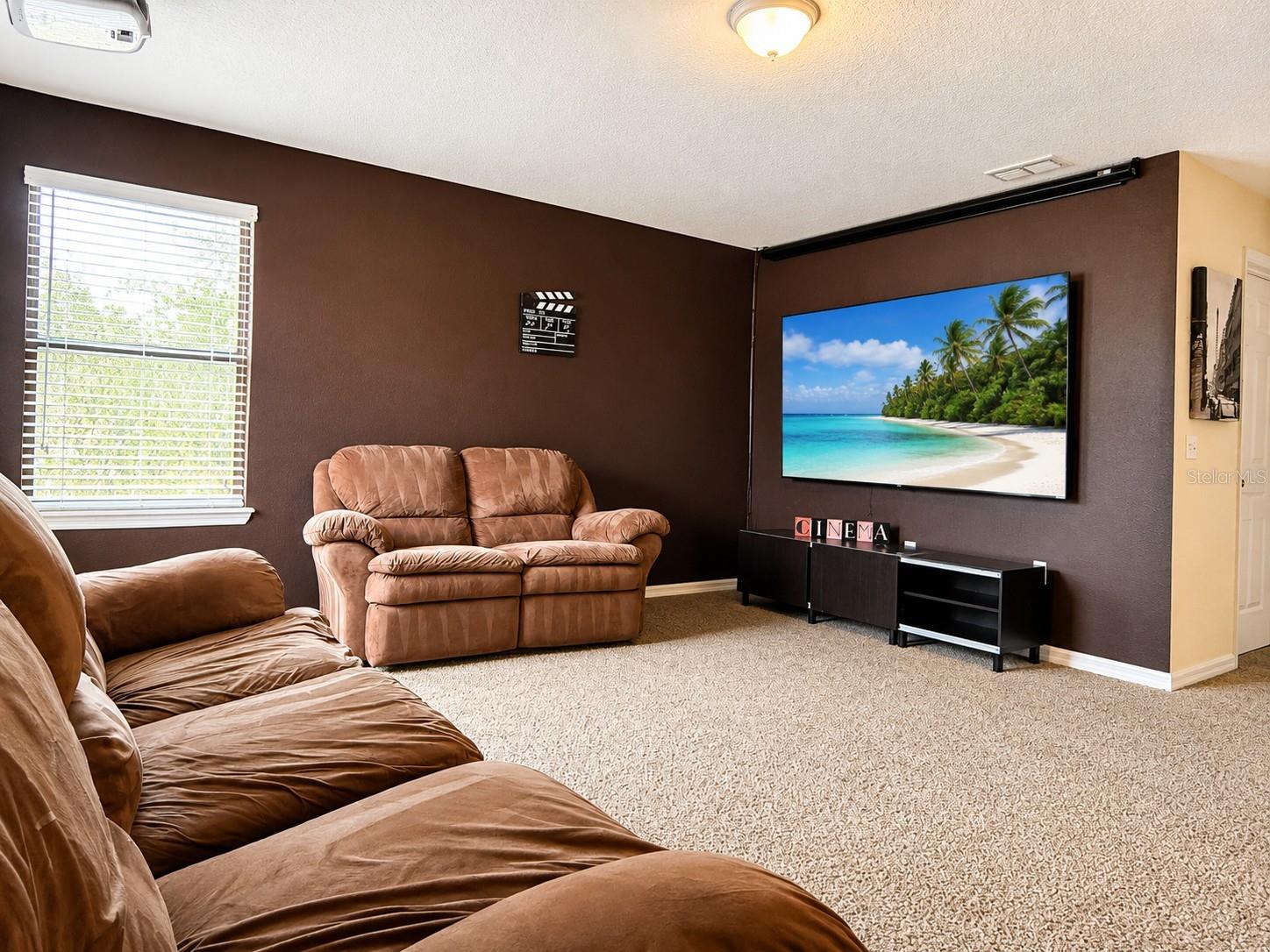 1056 Cypress Pointe Blvd Property Photo 14