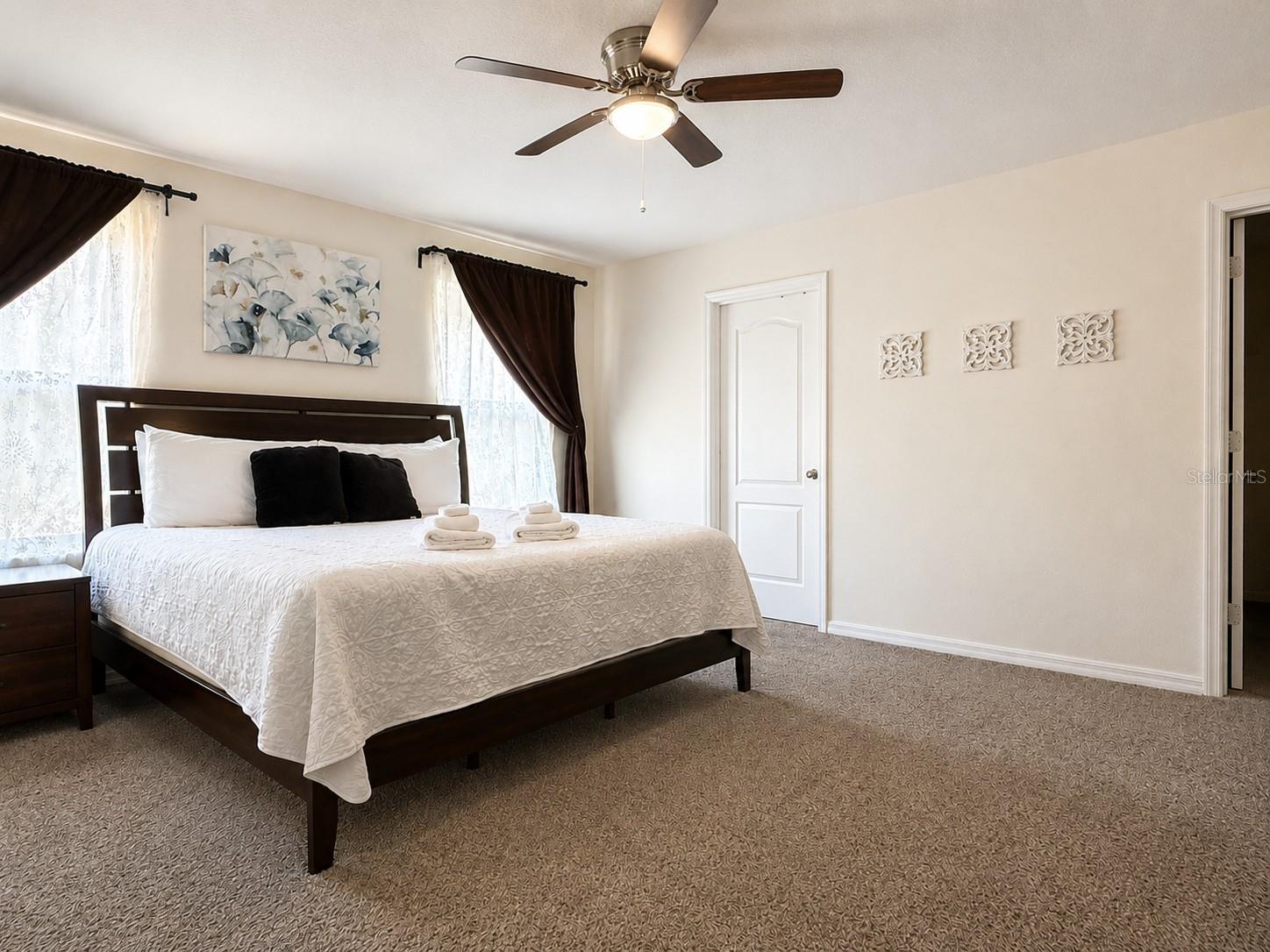 1056 Cypress Pointe Blvd Property Photo 16