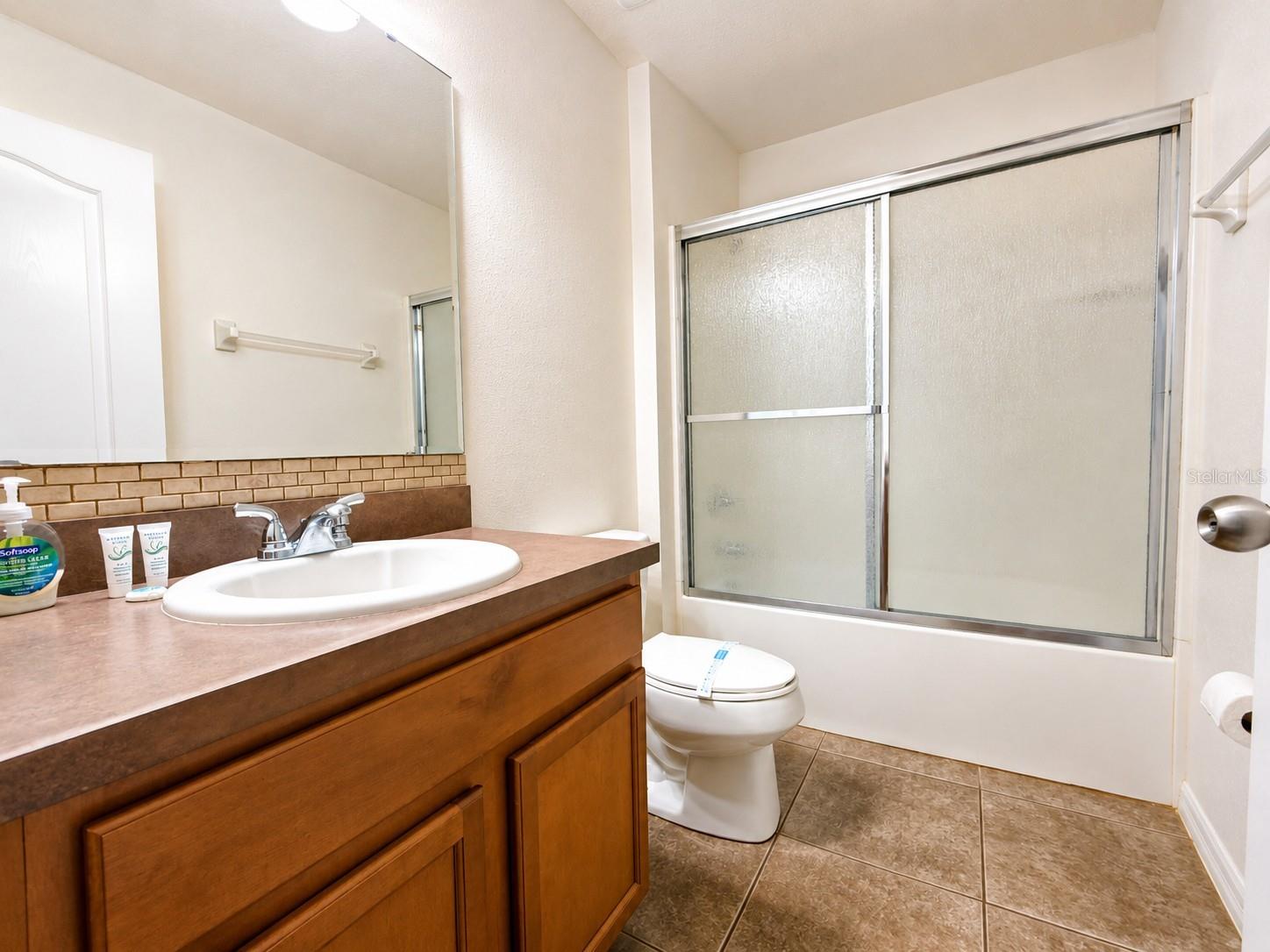 1056 Cypress Pointe Blvd Property Photo 25