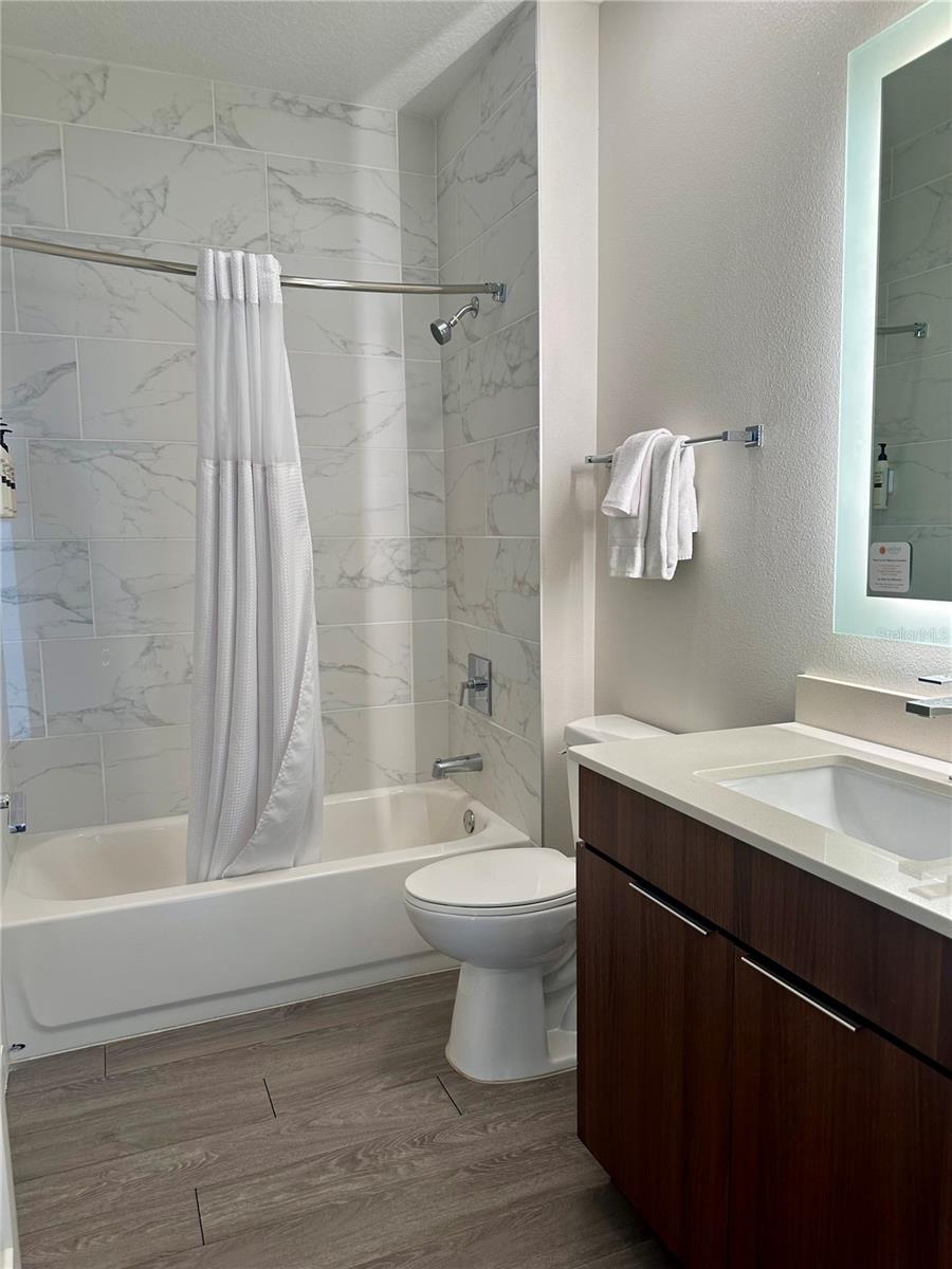 14501 Grove Resort Ave #2101 Property Photo 18