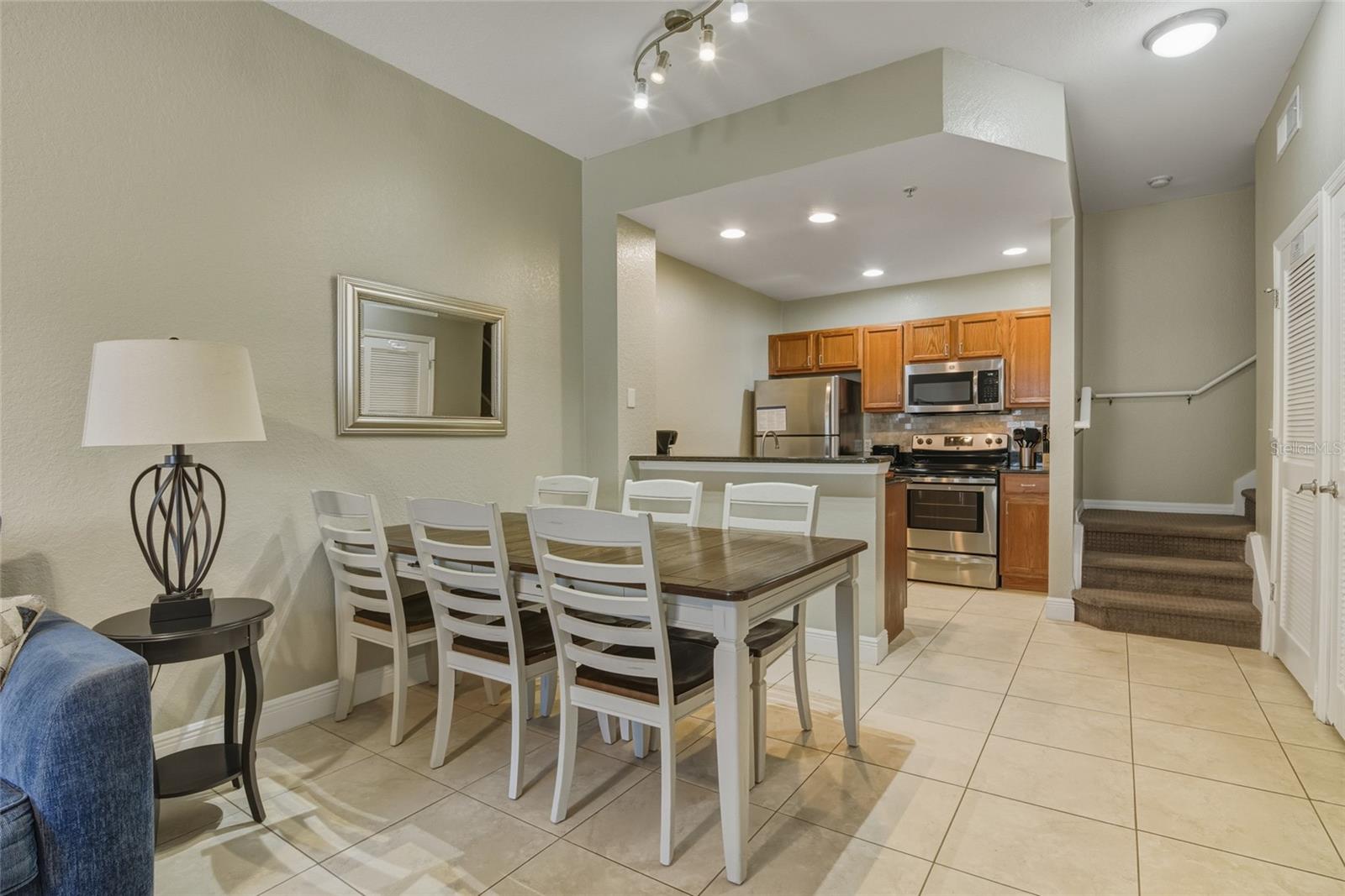 2610 Lodi Cir #106 Property Photo 6