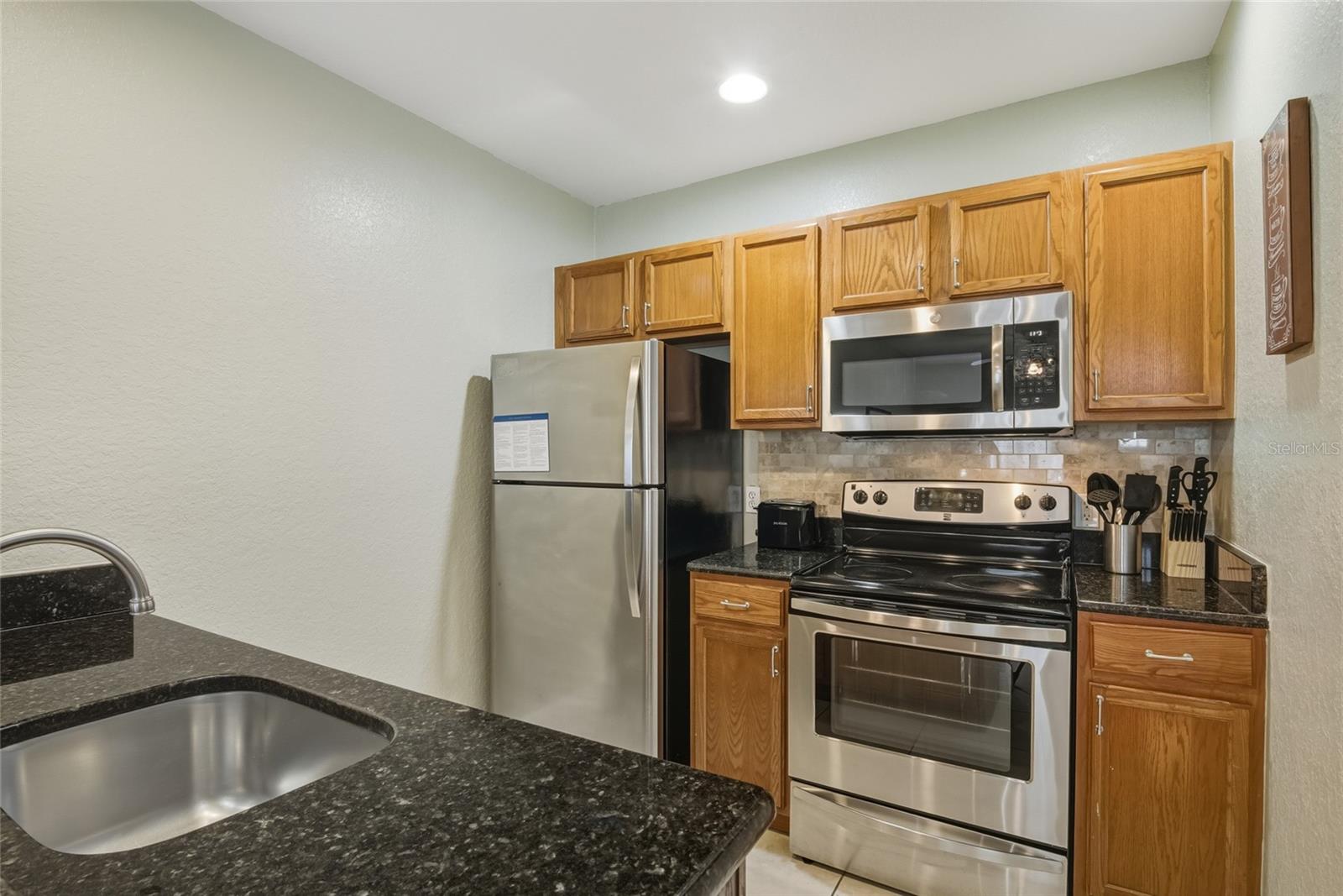 2610 Lodi Cir #106 Property Photo 8