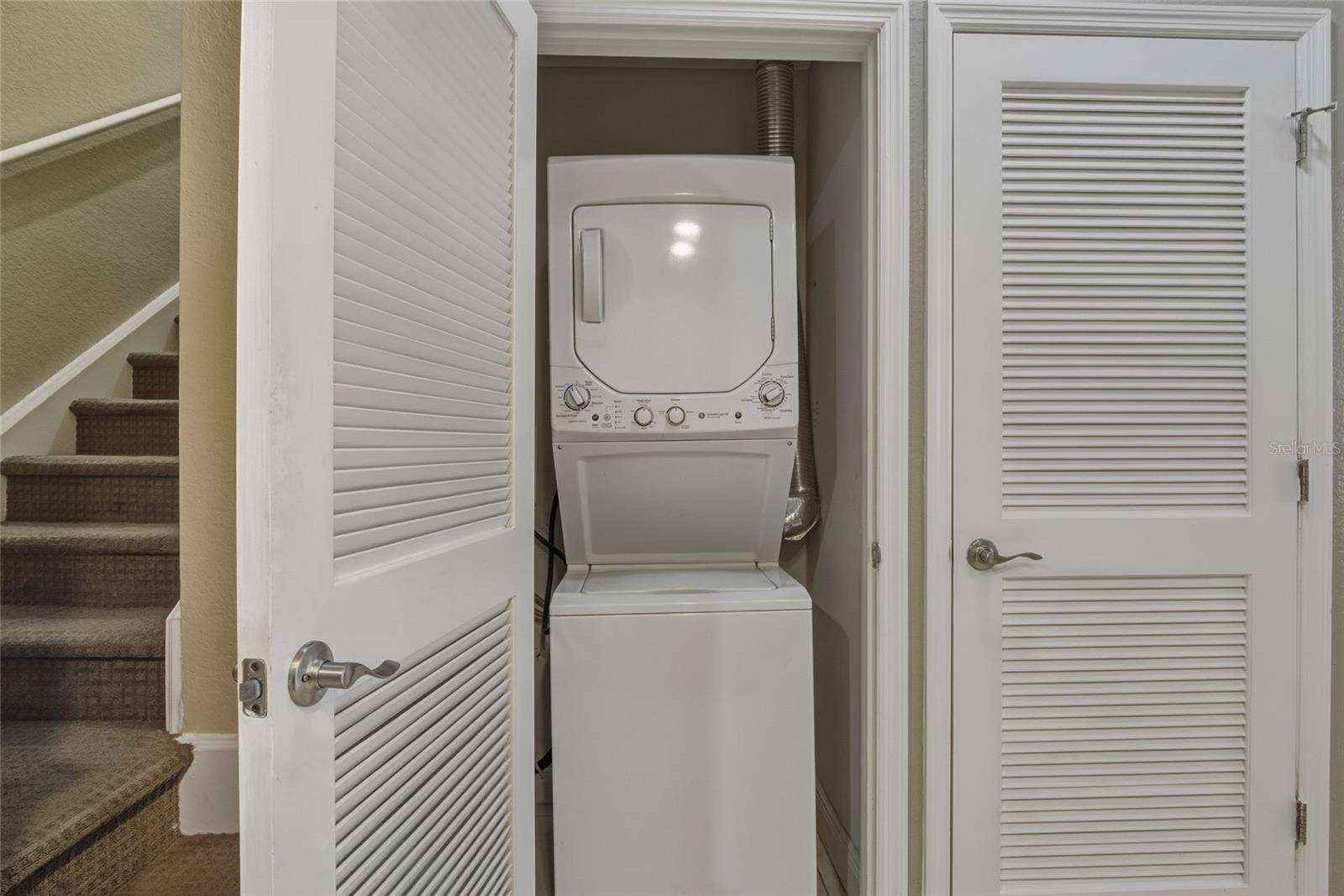 2610 Lodi Cir #106 Property Photo 22