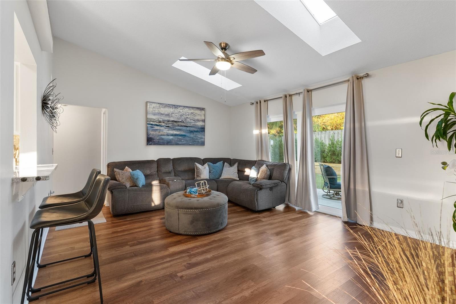 1921 Burberry St Property Photo 7