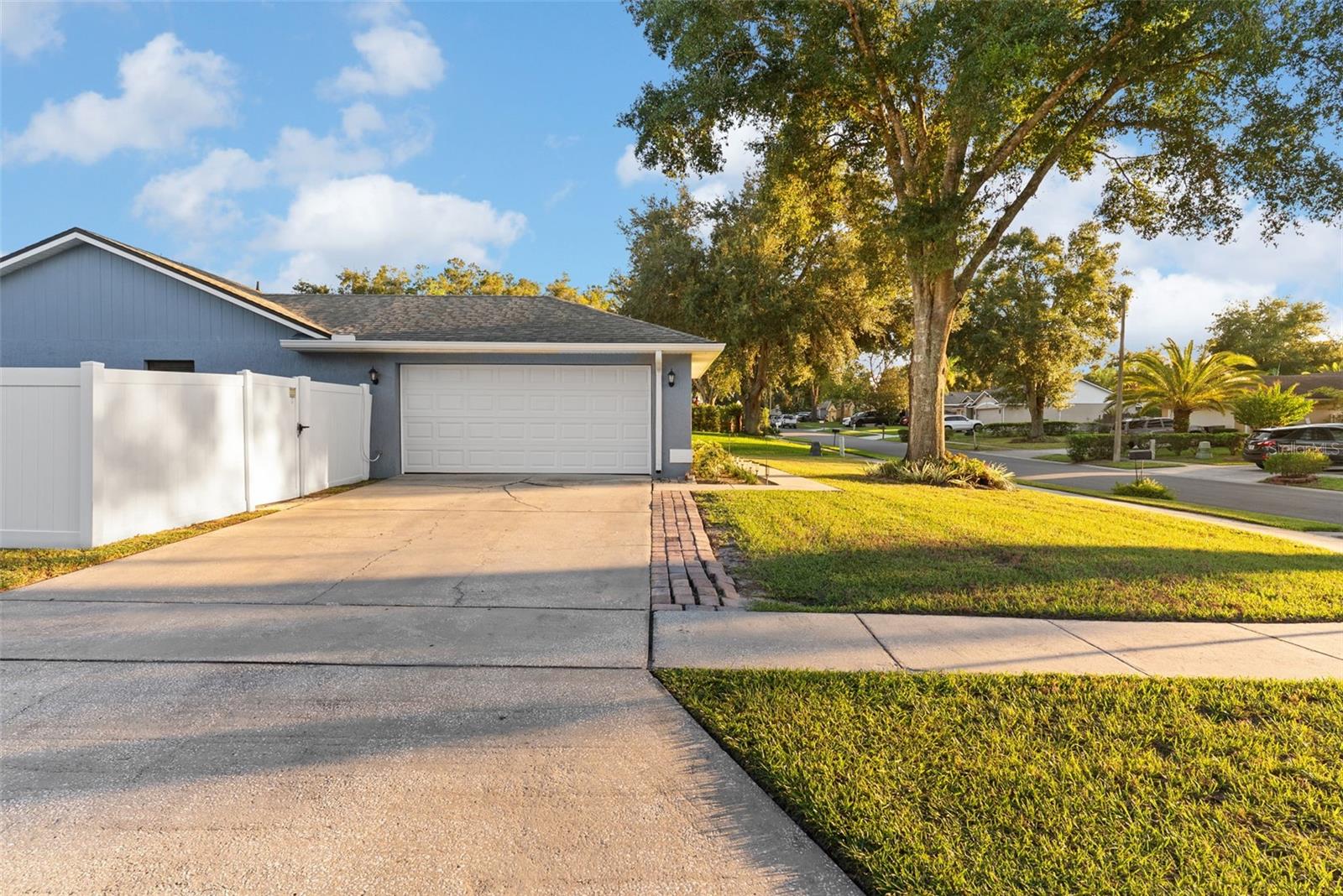 1921 Burberry St Property Photo 30