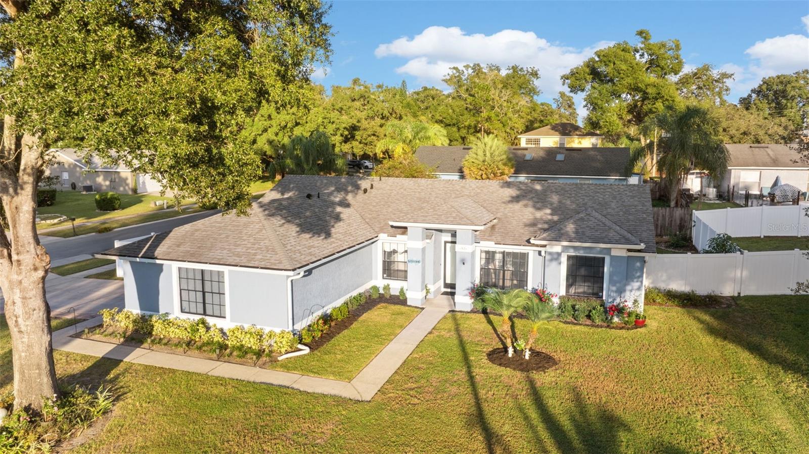 1921 Burberry St Property Photo 31