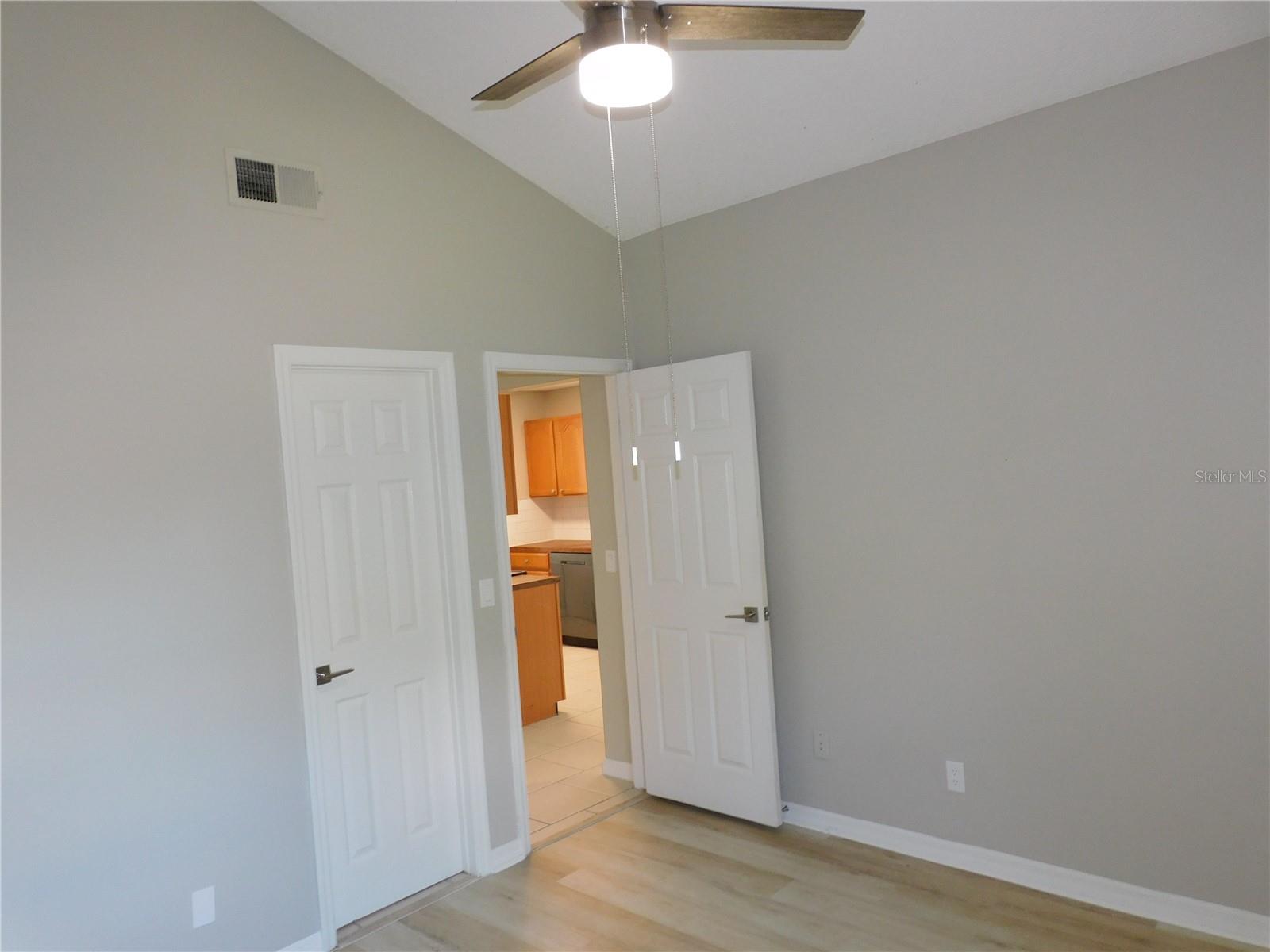 936 Birmingham Ct #206 Property Photo 26