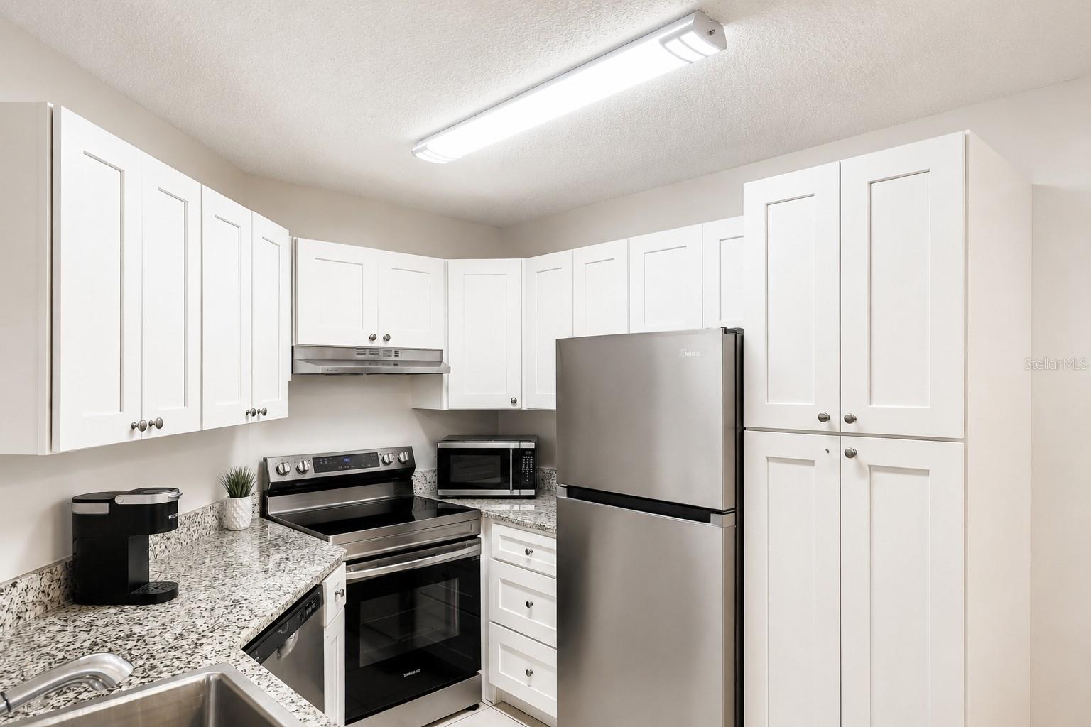 2548 Grassy Point Dr #202 Property Photo 9