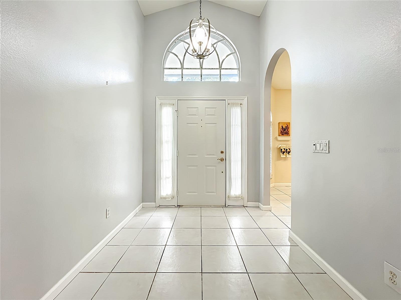 809 Muirfield Cir Property Photo 5