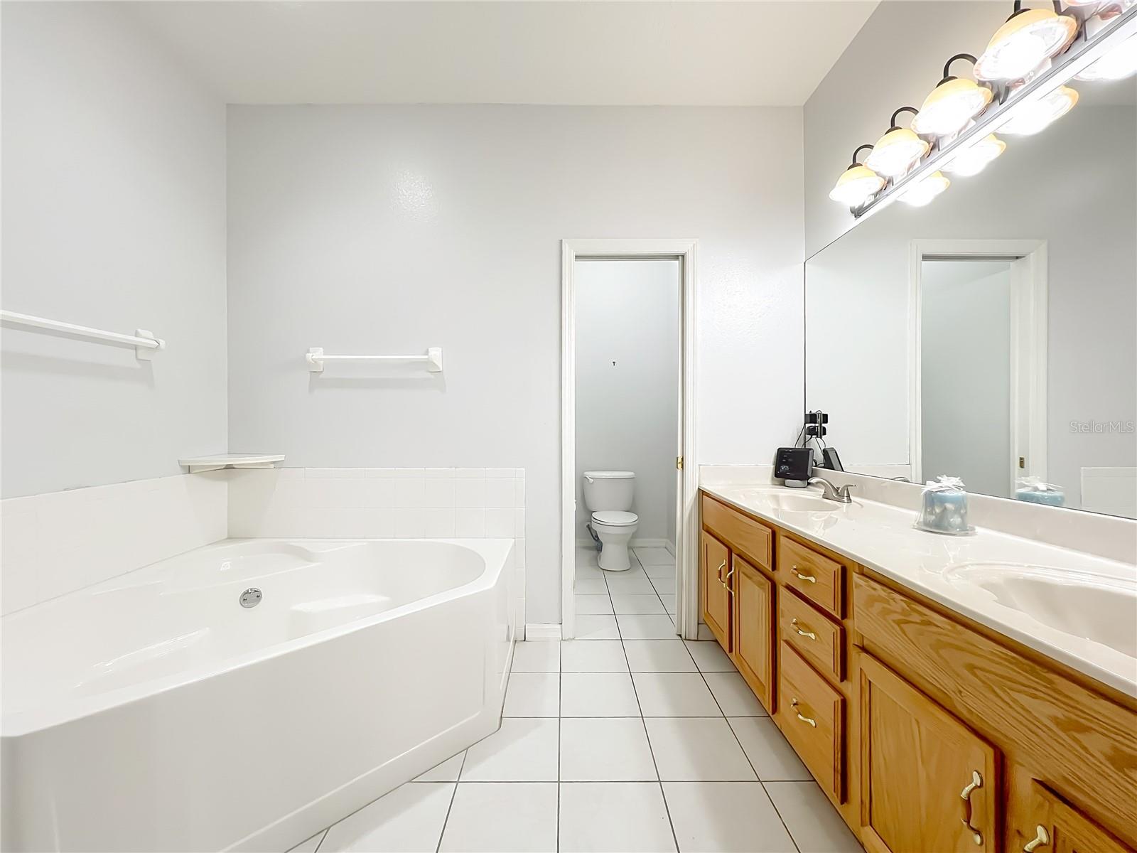 809 Muirfield Cir Property Photo 13