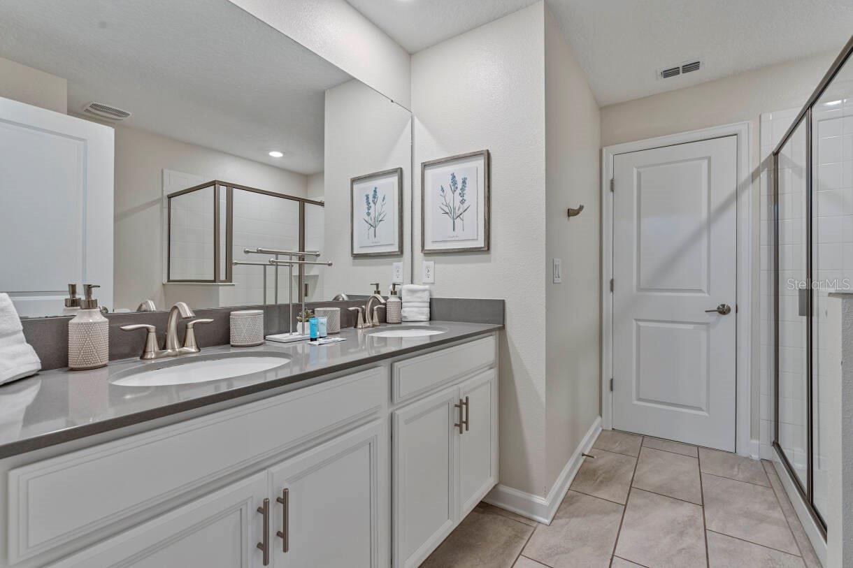 2830 Storey Cove Ave Property Photo 21