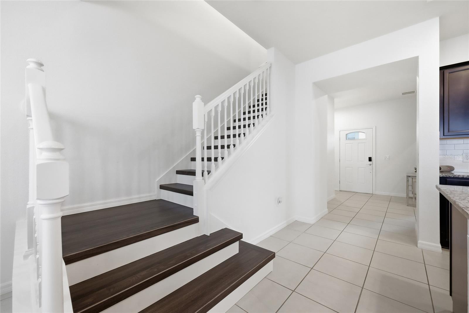 8929 Sydney Ave Property Photo 16
