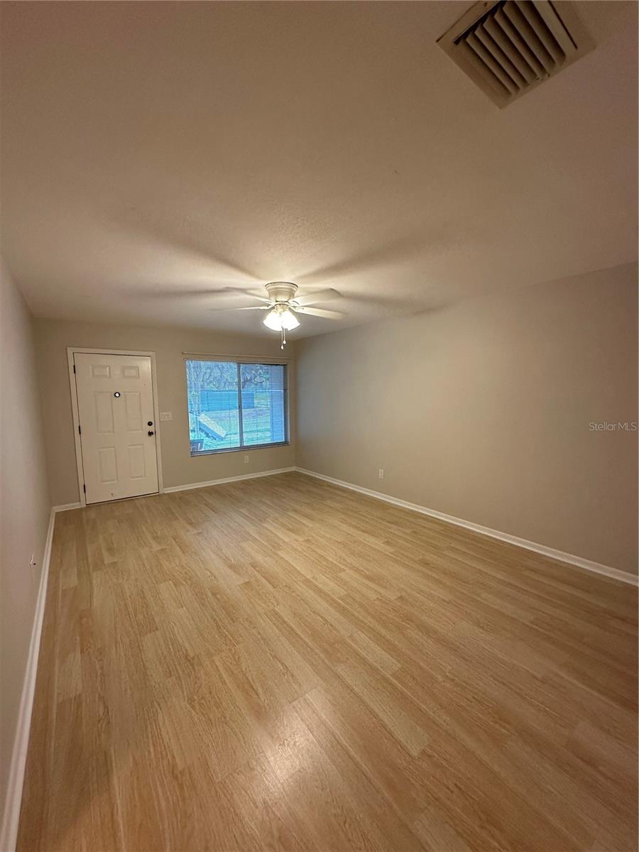 3125 Villa Rd Property Photo 2
