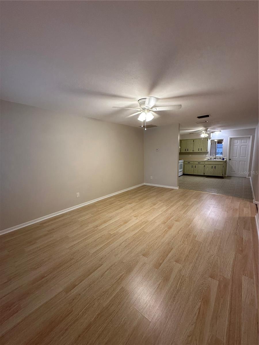 3125 Villa Rd Property Photo 3